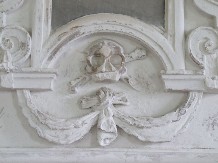 skull, 1709
