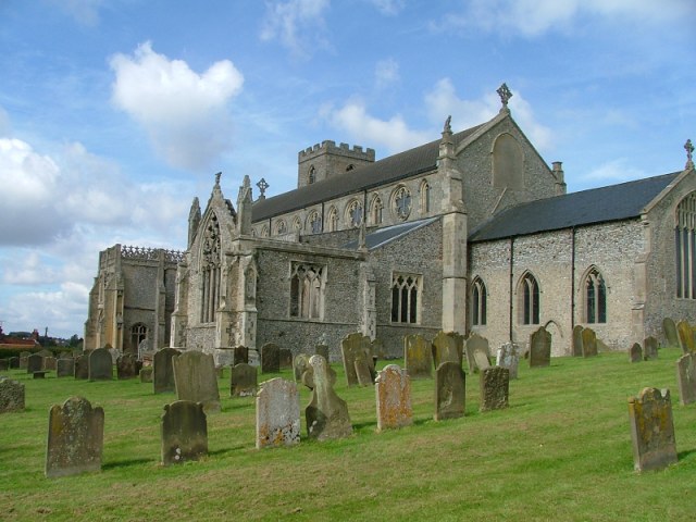 Cley: complex and monumental