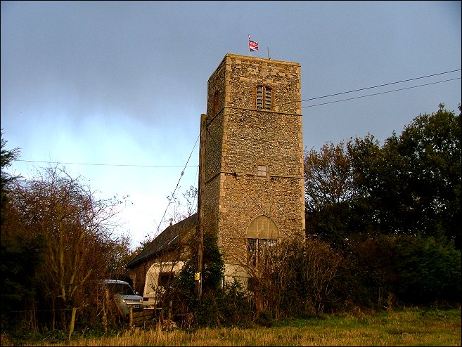 Crownthorpe: a considerable medieval building