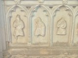 Figures on Sir Oliver's tomb