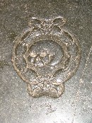 wickedly grinning skull