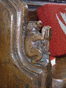 bear on a chain