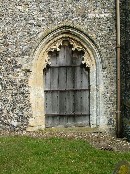 cusping on the south doorway