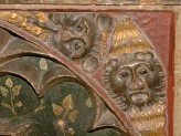 carving in the spandrils