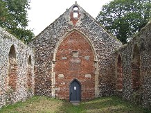looking east: the filled-in chancel arch