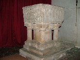font (note to Pevsner - same as the one on the left)