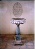 birdbath font (c) Peter Stephens